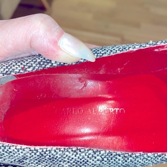 Carlo Alberto croc pattern leather & herringbone fabric heels, straps.  🖤♥️ - Picture 10 of 11